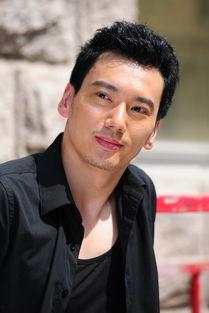 演员王坤个人资料,影视界多面手，才华横溢的演技派明星